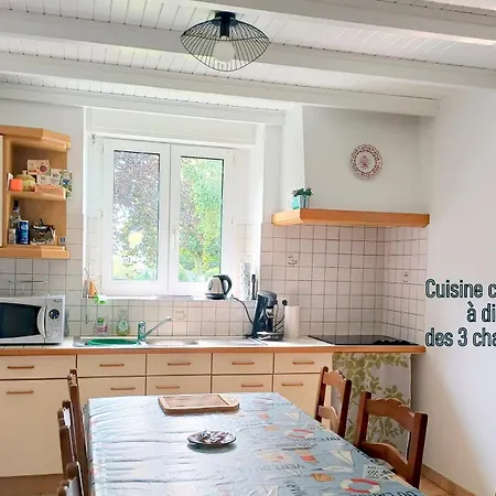 Au Calme A 10mn Des Baies De Douarnenez Et Audierne Avec Cuisine A Disposition