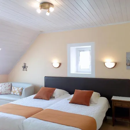 Frühstückspension Au Calme A 10mn Des Baies De Douarnenez Et Audierne Avec Cuisine A Disposition